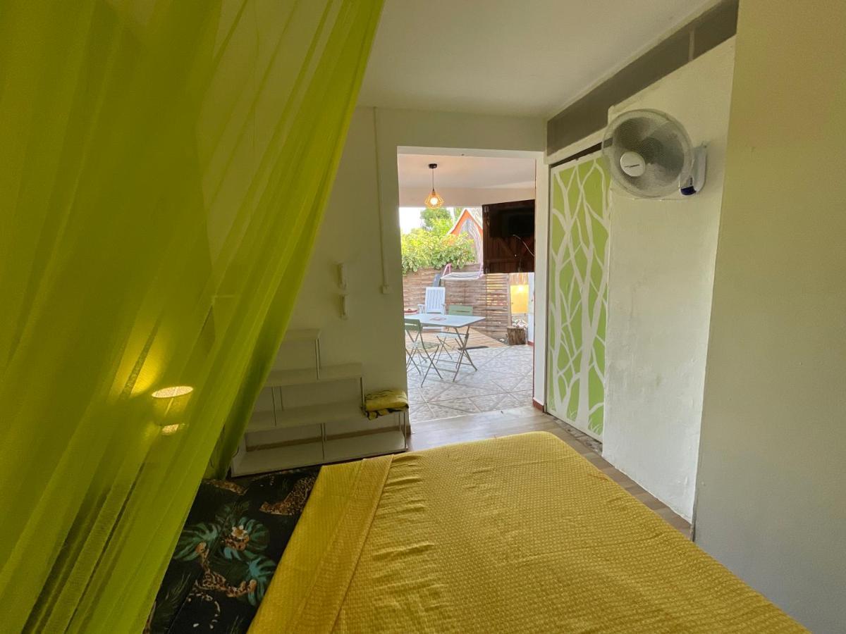 Bungalows Les Vagues Abondes Villa Sainte-Anne  Exterior photo